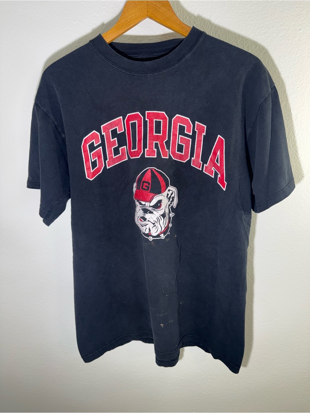 Y2K Faded Georgia Bulldogs Black Graphic Tee - Collegiate Short Sleeve Shirt